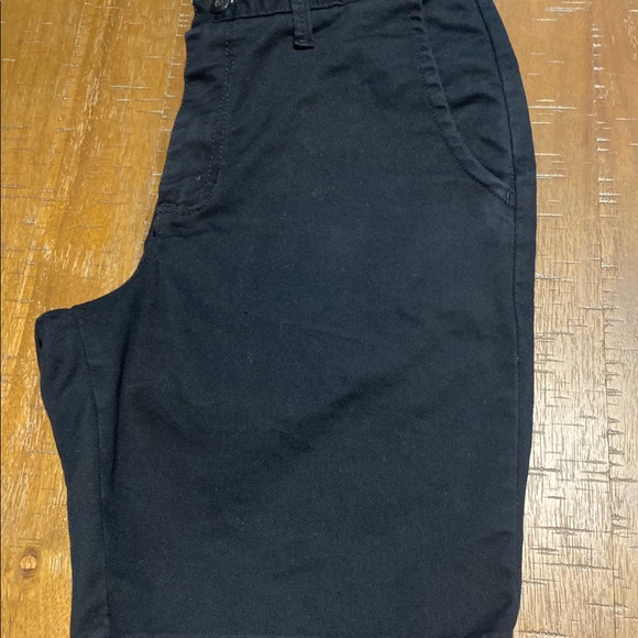 Vans Shorts - Picture 6 of 6